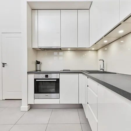 Apartamento Center Railway Station Pilsudskiego By Renters *